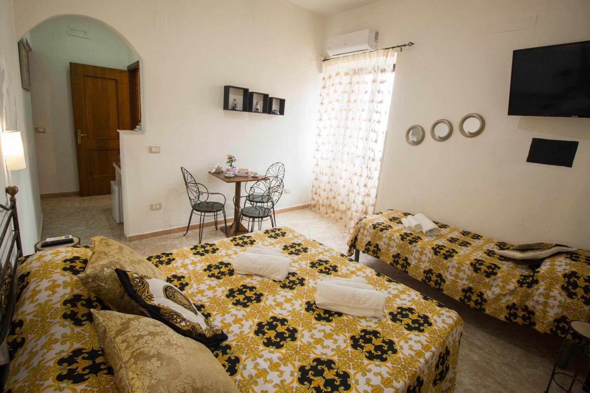 Bed and Breakfast Imperium Тропея Экстерьер фото
